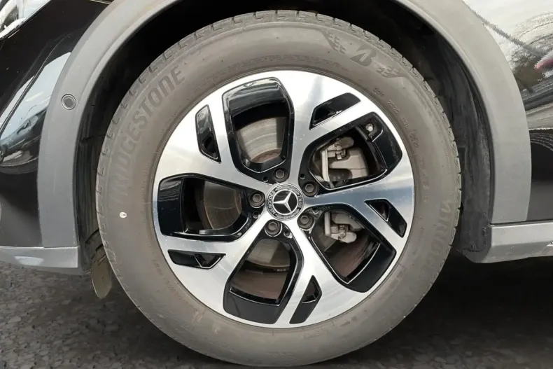 Mercedes-Benz E 220 (Clasa E) din 2025 cu 30.077 km - oferta MER196948 - foto 12