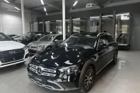 Mercedes-Benz E 400 (Clasa E) din 2023 cu 24.716 km - oferta MER196950 - foto 1