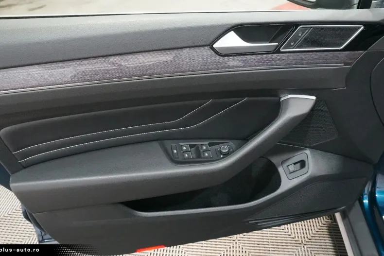 Volkswagen Passat Alltrack din 2022 cu 81.279 km - oferta VOL196951 - foto 17