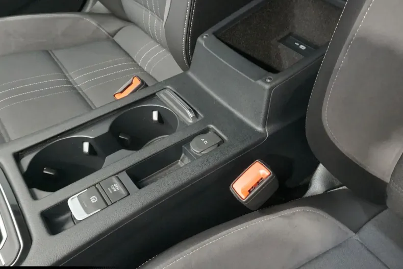 Volkswagen Passat Alltrack din 2022 cu 81.279 km - oferta VOL196951 - foto 20