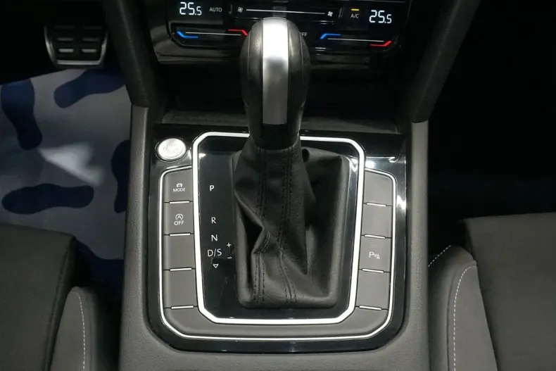 Volkswagen Passat Alltrack din 2022 cu 81.279 km - oferta VOL196951 - foto 21