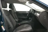 Volkswagen Passat Alltrack din 2022 cu 81.279 km - oferta VOL196951 - foto 31