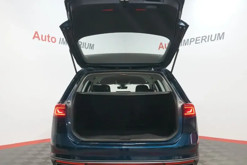 Volkswagen Passat Alltrack din 2022 cu 81.279 km - oferta VOL196951 - foto 33