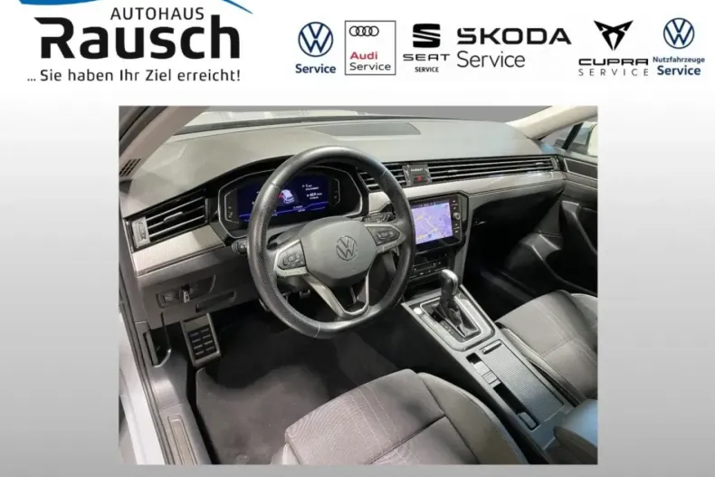 Volkswagen Passat Alltrack din 2023 cu 46.702 km - oferta VOL196953 - foto 10