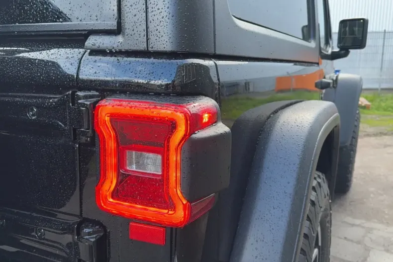 Jeep Wrangler din 2025 cu 14.990 km - oferta JEE196954 - foto 18