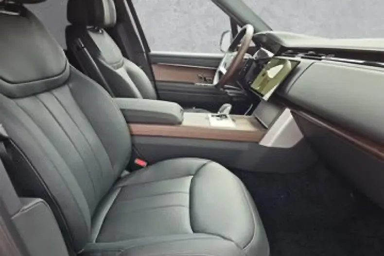 Land Rover Range Rover din 2025 cu 9.500 km - oferta LAN196958 - foto 8