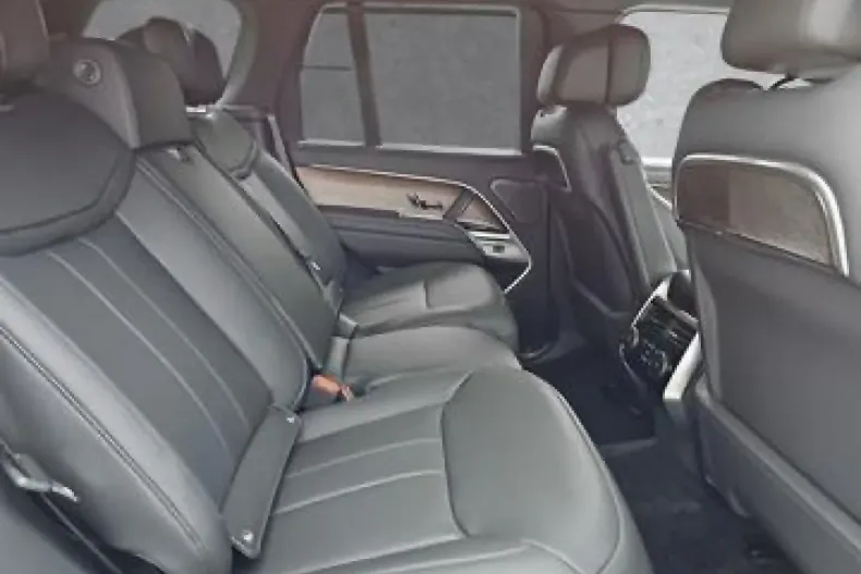 Land Rover Range Rover din 2025 cu 9.500 km - oferta LAN196958 - foto 9