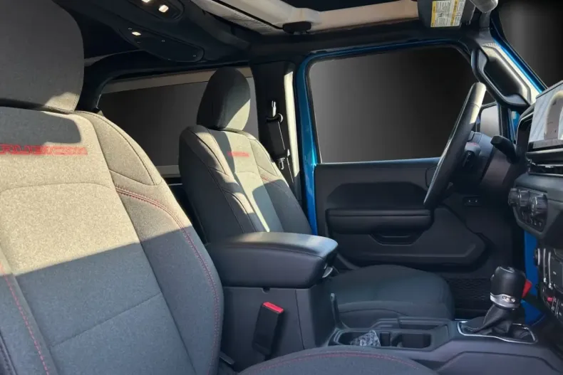 Jeep Wrangler din 2024 cu 10 km - oferta JEE196960 - foto 9