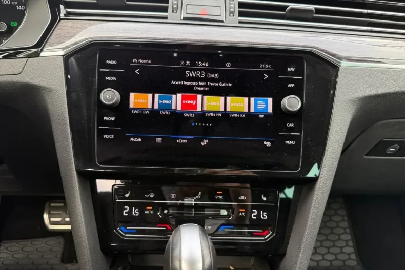 Volkswagen Passat Alltrack din 2022 cu 60.500 km - oferta VOL196969 - foto 8