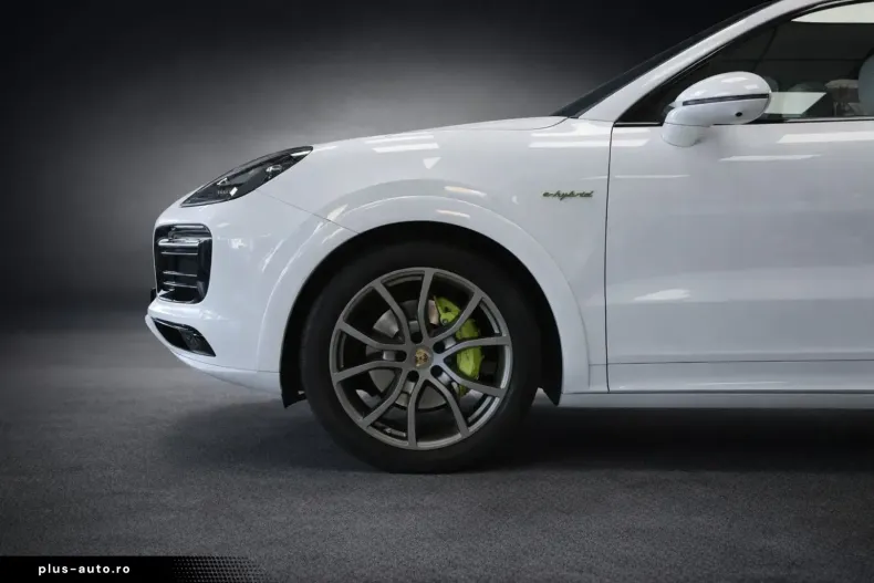 Porsche Cayenne din 2023 cu 11.074 km - oferta POR196971 - foto 4