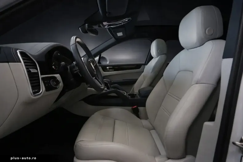 Porsche Cayenne din 2023 cu 11.074 km - oferta POR196971 - foto 10