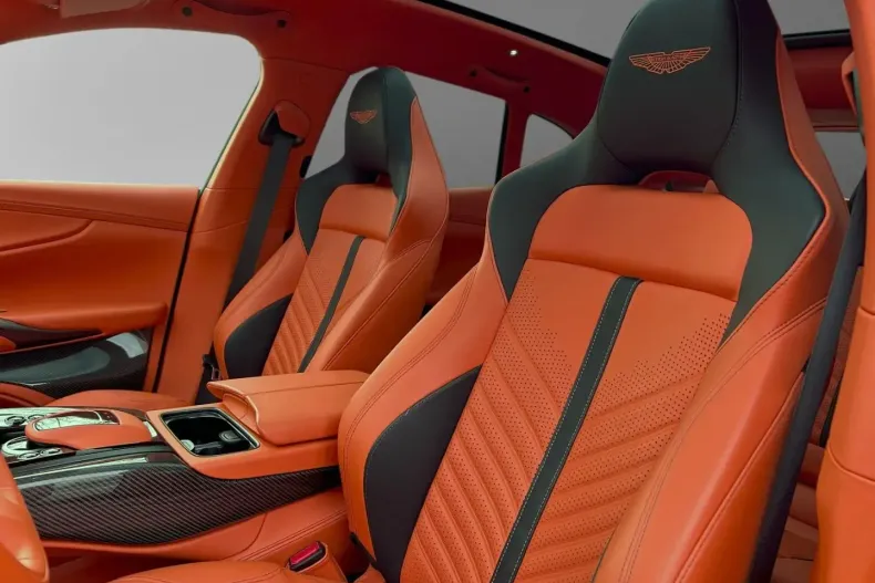 Aston Martin DBX din 2023 cu 13.000 km - oferta AST196972 - foto 12