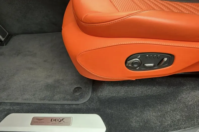 Aston Martin DBX din 2023 cu 13.000 km - oferta AST196972 - foto 20