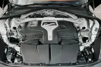 Aston Martin DBX din 2023 cu 13.000 km - oferta AST196972 - foto 42