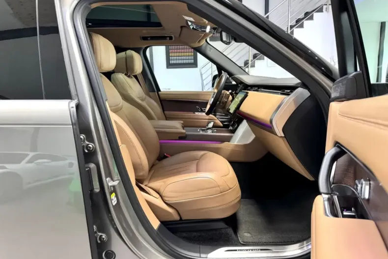 Land Rover Range Rover din 2023 cu 129.000 km - oferta LAN196977 - foto 10