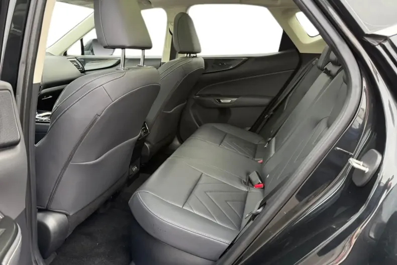 Lexus NX 350h din 2024 cu 41.838 km - oferta LEX196980 - foto 15