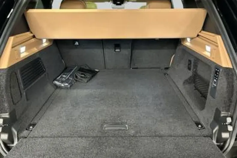Land Rover Range Rover din 2025 cu 27.654 km - oferta LAN196984 - foto 22