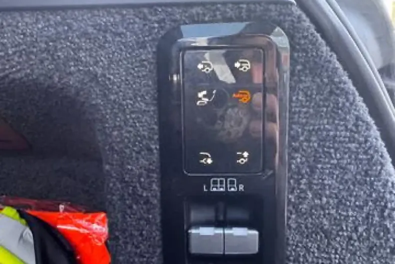 Land Rover Range Rover din 2023 cu 56.869 km - oferta LAN196988 - foto 28