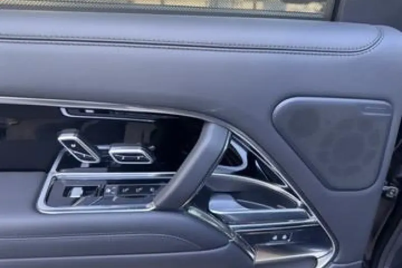 Land Rover Range Rover din 2023 cu 56.869 km - oferta LAN196988 - foto 32