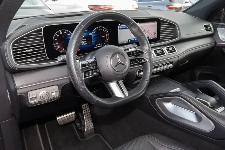 Mercedes-Benz GLE 400 (Clasa GLE) din 2024 cu 18.706 km - oferta MER196991 - foto 3
