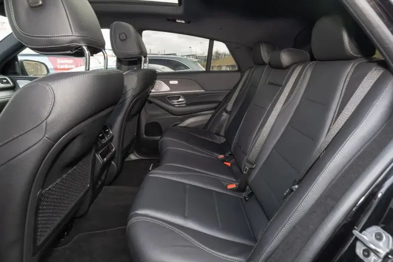 Mercedes-Benz GLE 400 (Clasa GLE) din 2024 cu 18.706 km - oferta MER196991 - foto 11