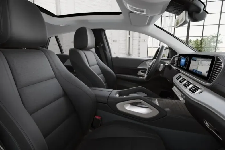 Mercedes-Benz GLE 400 (Clasa GLE) din 2025 cu 16.028 km - oferta MER196992 - foto 7