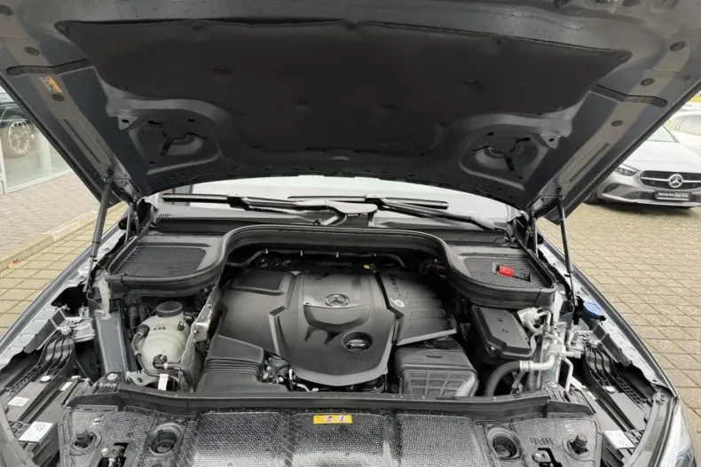 Mercedes-Benz GLE 400 (Clasa GLE) din 2024 cu 35.321 km - oferta MER196993 - foto 13