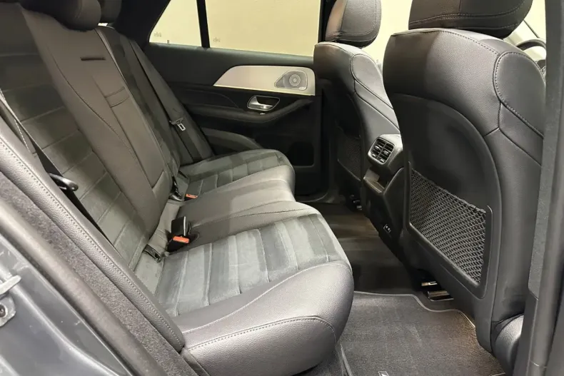 Mercedes-Benz GLE 400 (Clasa GLE) din 2024 cu 24.000 km - oferta MER197000 - foto 16