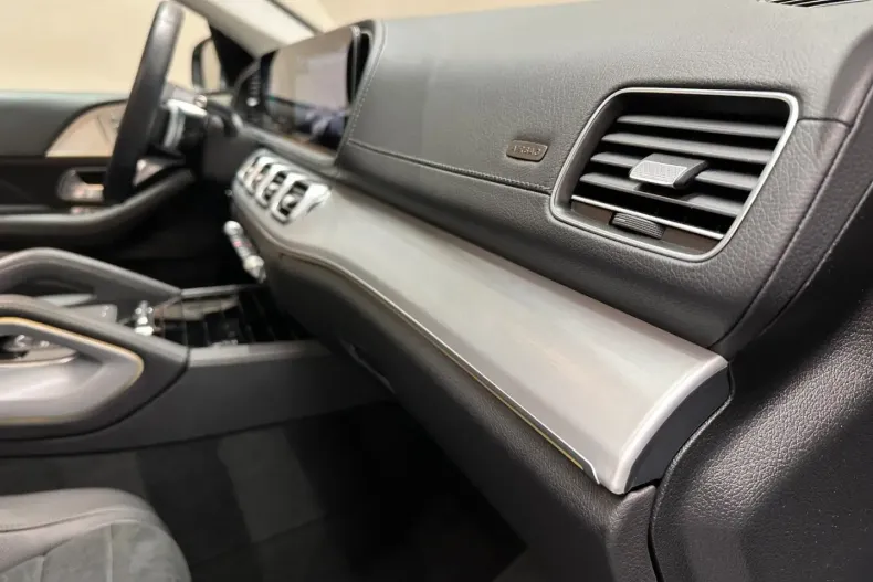 Mercedes-Benz GLE 400 (Clasa GLE) din 2024 cu 24.000 km - oferta MER197000 - foto 19