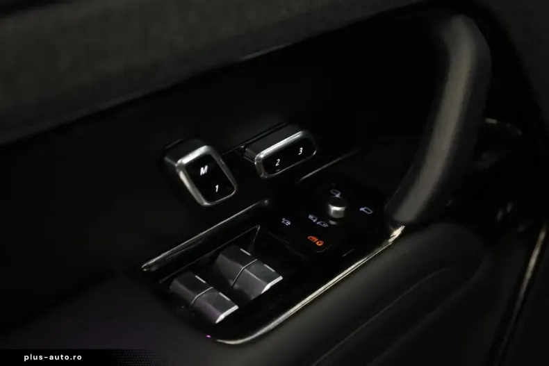 Land Rover Range Rover Sport din 2024 cu 37.700 km - oferta LAN197003 - foto 18