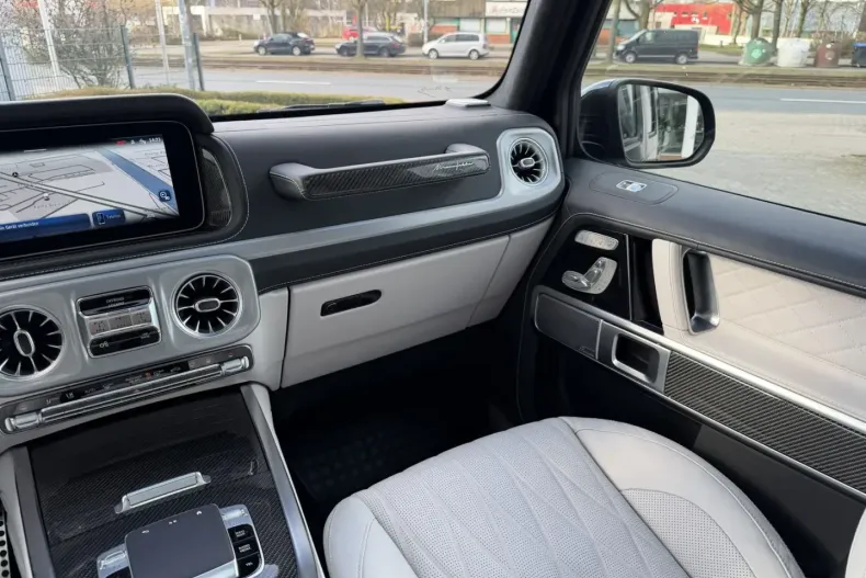 Mercedes-Benz G 63 AMG (Clasa G) din 2025 cu 21.900 km - oferta MER197008 - foto 19