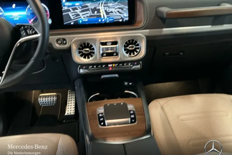 Mercedes-Benz G 450 (Clasa G) din 2025 cu 14.990 km - oferta MER197015 - foto 12