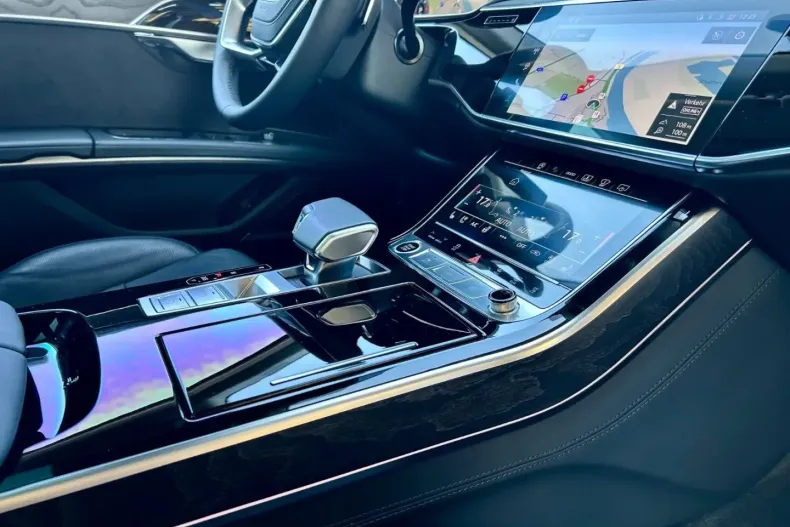 Audi A8 din 2024 cu 91.000 km - oferta AUD197016 - foto 37