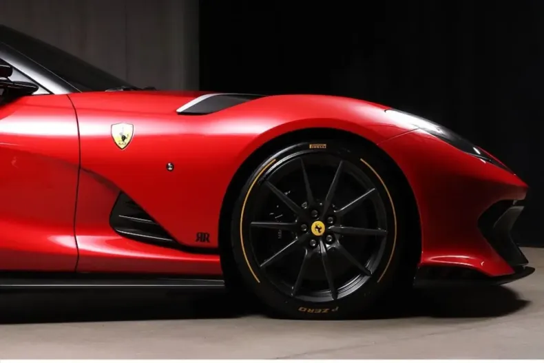 Ferrari 812 din 2024 cu 4.400 km - oferta FER197020 - foto 18