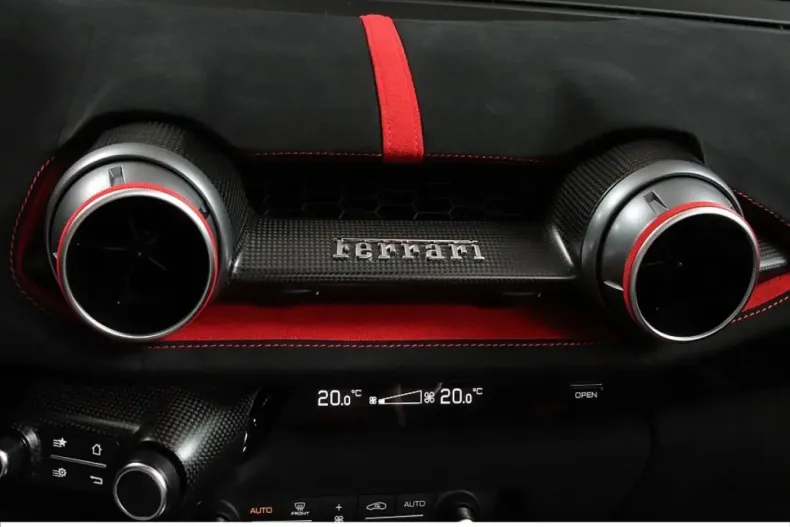 Ferrari 812 din 2024 cu 4.400 km - oferta FER197020 - foto 39