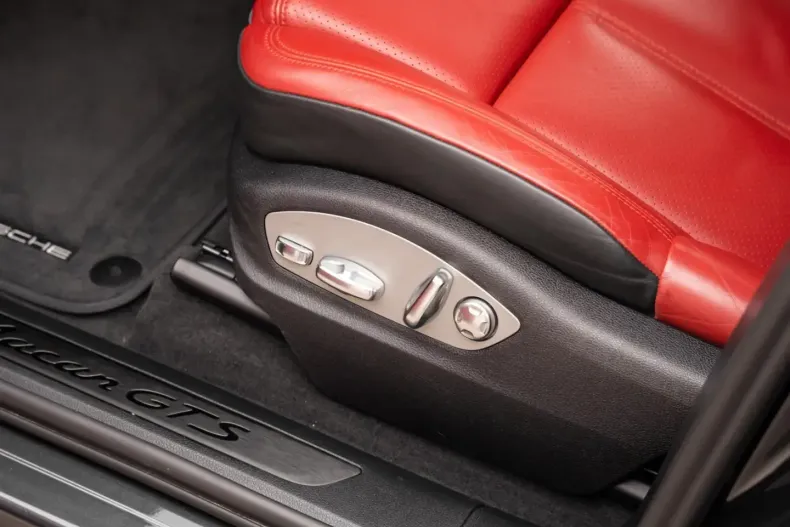 Porsche Macan din 2021 cu 39.300 km - oferta POR197021 - foto 25