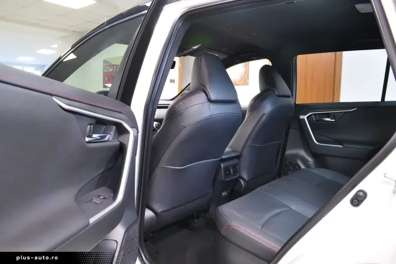 Toyota RAV4 din 2025 cu 500 km - oferta TOY197022 - foto 8