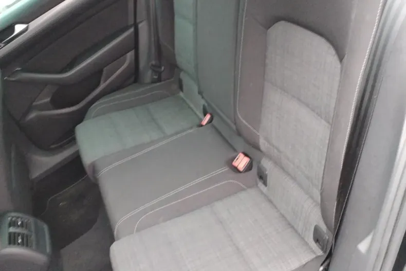 Volkswagen Passat din 2021 cu 152.000 km - oferta VOL197030 - foto 6