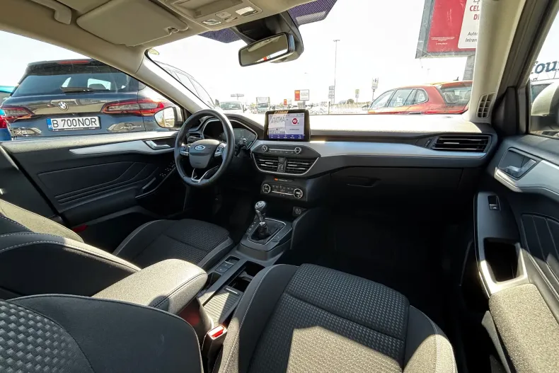 Ford Focus din 2021 cu 46.374 km - oferta FOR197031 - foto 8