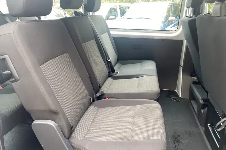 Volkswagen Multivan din 2023 cu 52.999 km - oferta VOL197043 - foto 12