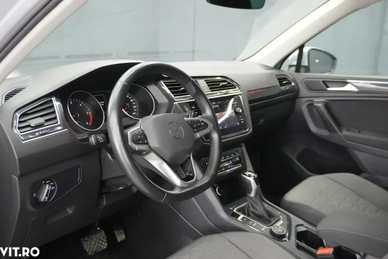 Volkswagen Tiguan din 2023 cu 81.157 km - oferta VOL197047 - foto 8