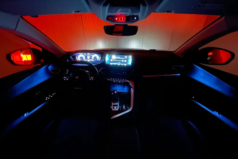 Peugeot 3008 din 2022 cu 95.232 km - oferta PEU197051 - foto 7