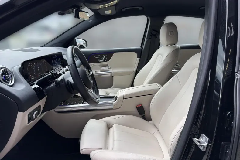 Mercedes-Benz GLA din 2023 cu 22.500 km - oferta MER197056 - foto 13