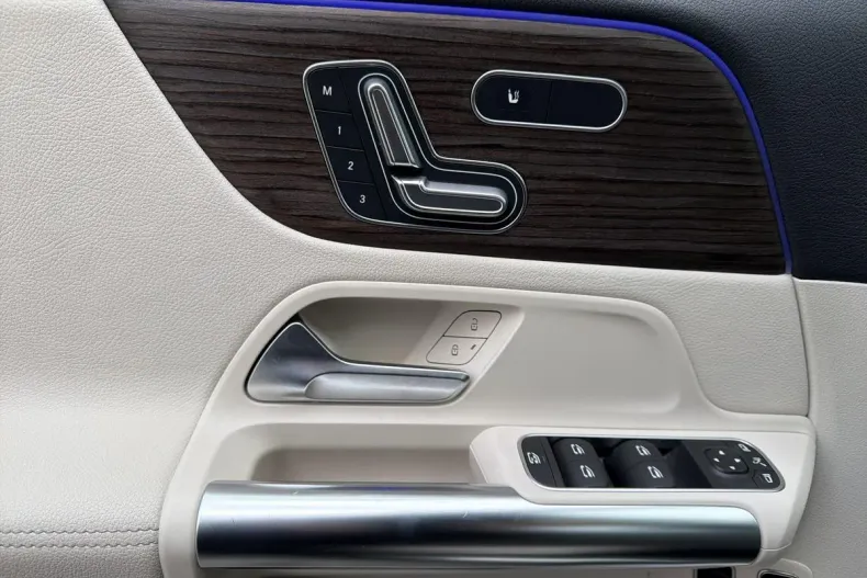 Mercedes-Benz GLA din 2023 cu 22.500 km - oferta MER197056 - foto 20