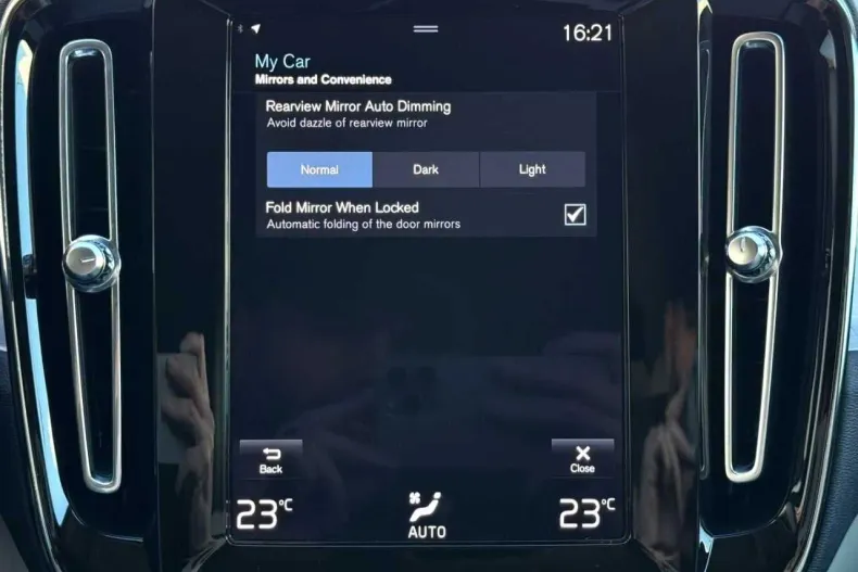 Volvo XC40 din 2021 cu 87.000 km - oferta VOL197058 - foto 33