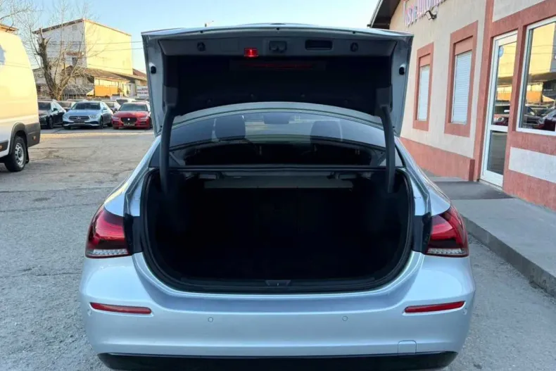 Mercedes-Benz A 180 (Clasa A) din 2020 cu 149.000 km - oferta MER197059 - foto 13