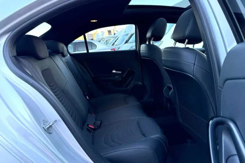 Mercedes-Benz A 180 (Clasa A) din 2020 cu 149.000 km - oferta MER197059 - foto 18