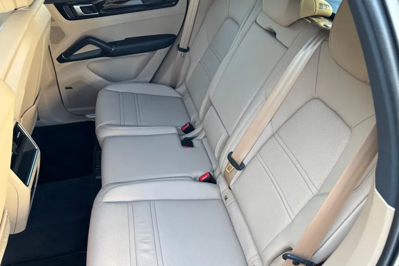 Porsche Cayenne din 2022 cu 20.600 km - oferta POR197061 - foto 16