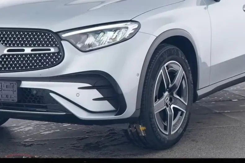 Mercedes-Benz GLC din 2024 cu 13.200 km - oferta MER197066 - foto 3