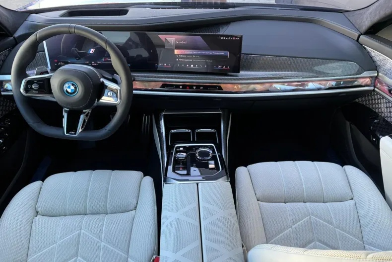 BMW 750e (Seria 7) din 2026 cu 12.000 km - oferta BMW197068 - foto 10